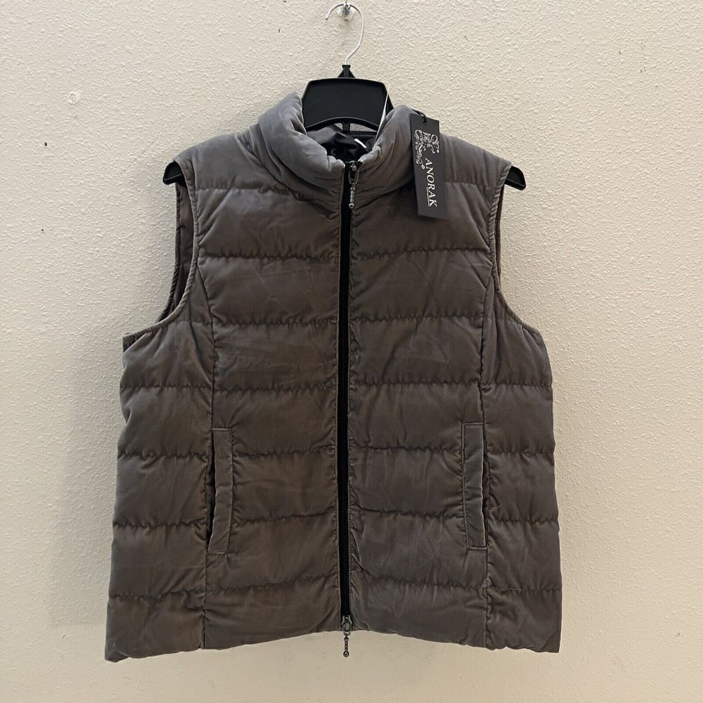 ANORAK Short Down Vest Women Sz X-Small Light Packable Dark Taupe
